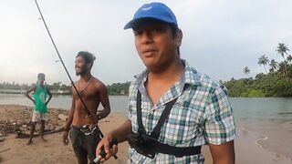 морская рыбалка на Weligama beach Sri Lanka много видов с одного тропического берега