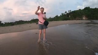 морская рыбалка на Weligama beach Sri Lanka много видов с одного тропического берега