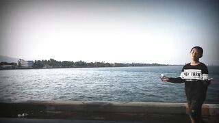 Hua Hin Fishing Pier - สะพานปลาหัวหิน и жизнь у пирса