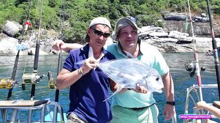 Морская рыбалка на Racha islands у Phuket - джиггинг по банкам, что встанет на крючок