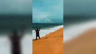 Surf Fishing на ภูเก็ต - какие снасти спасают, когда прибой злой