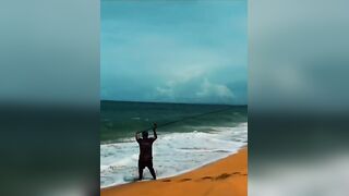 Surf Fishing на ภูเก็ต - какие снасти спасают, когда прибой злой