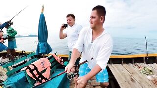 Клев на Phuket - Найтон после заката и почему там так громко бьет