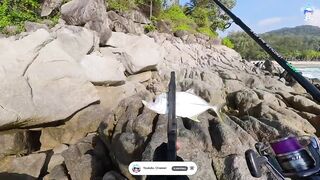 Вечерняя ловля на спиннинг на пляже Surin, Phuket - прибрежная рыба под закат