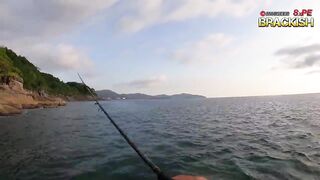 морская рыбалка на ภูเก็ต из отеля и у берега в первом выпуске EP1