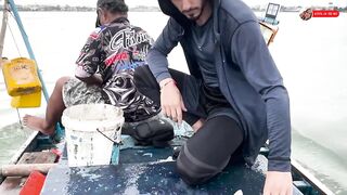 Thailand - рыбалка в шторм акула крабы и жизнь рыбаков одним днем