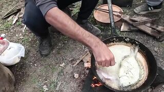 Семейная донная ловля на скалах в Турции и жарка свежего Gara Tavı прямо у моря