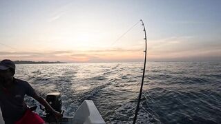 Unawatuna Унаватуна рыбалка с лодки утром и как выбирают точку у берега