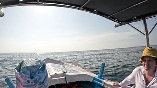 Unawatuna Унаватуна рыбалка с лодки утром и как выбирают точку у берега