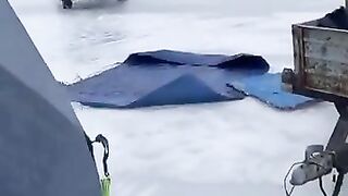 Лютые туристы на лодке знакомство с нашей рыбалкой на озере