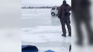 Лютые туристы на лодке знакомство с нашей рыбалкой на озере