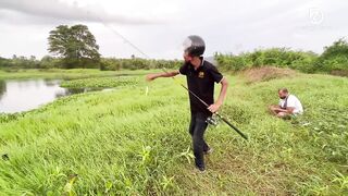 Sri Lanka - Maguru Oya Fishing странный опыт с рыбой из දැදුරු ඔය
