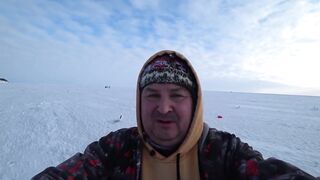 Ловля сахалинских крабов морские деликатесы прямо из подсака