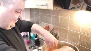 Ловля сахалинских крабов морские деликатесы прямо из подсака