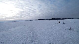 Ловля сахалинских крабов морские деликатесы прямо из подсака
