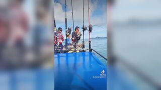 Krabi กระบี่ выезд на лодке บังเลาะห์ дешево и по делу что поймали?