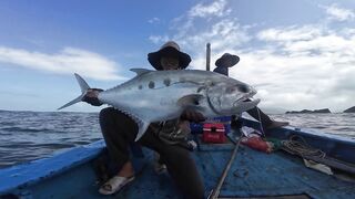 Da Nang/Дананг - развлекательный джиг на chang у острова Hon La