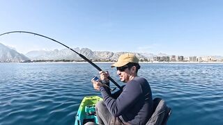 Antalya Konyaaltı рыбалка с каяка и мой рекордный трофей