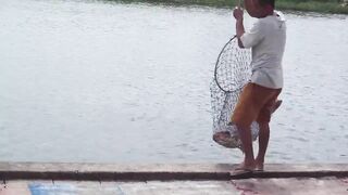 PATTAYA THAILAND, озерная ловля и огромная рыба в кадре