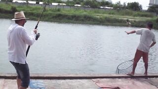 PATTAYA THAILAND, озерная ловля и огромная рыба в кадре