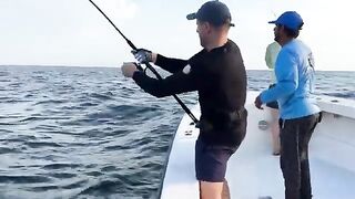 Утро в Хасабе отдало два GT - рыбалка в Омане до смены течения