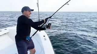 Утро в Хасабе отдало два GT - рыбалка в Омане до смены течения