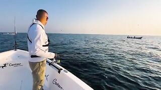 Южный Оман. На джиг дожали свою тяжелую рыбу под вечер