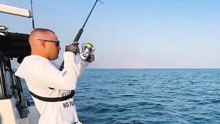 Южный Оман. На джиг дожали свою тяжелую рыбу под вечер