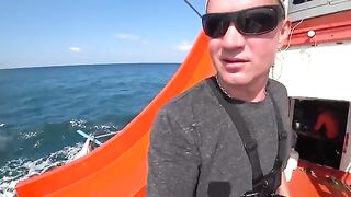 Первый трофей у Паттайи - морская рыбалка в Паттайе с кальмаром