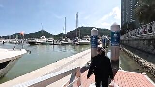 На яхту сел без больших ожиданий, а Санья в тот день запомнилась не рыбой, а самой водой