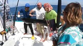 Fish Eagle выходит глубже - морская рыбалка на Пхукете чартерным бортом