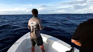 Ранний канал и джиг 160-200 г - морская рыбалка на Мальдивах