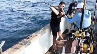 Рыбалка в Турции с тунцом до 75 кг и сашими на борту