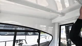 Тихий ход и первая макрель сезона - рыбалка в Великобритании на малой лодке