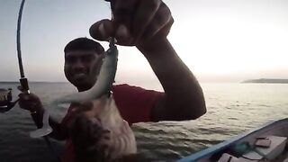 Баррамунди с лодки: рыбалка в Гоа, групер и Lucky John