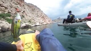 С каяка за зеленухой - рыбалка в Балаклаве у скал