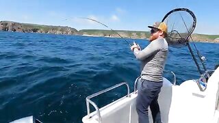 Чартер Bite Adventures у Penzance и рыбалка в Англии