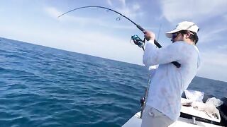 60 миль от Steinhatchee - рыбалка во Флориде на 32' SeaVee