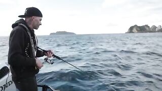 Holy Ship у Aldermen Islands: рыбалка в Новой Зеландии с ночевкой