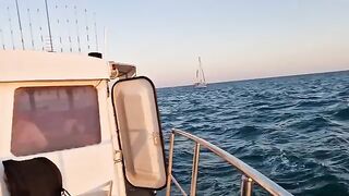 Вечерний выход из Сириуса - рыбалка в Сочи на море со ставридкой