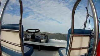 Лодка, бухта и пустые точки - рыбалка в Геленджике