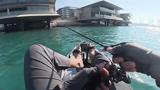 Морская рыбалка в Дубае с каяка: мост, течение и пустые поклевки