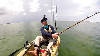 Якорная тележка, черноперая акула и 1,5 мили буксира - рыбалка во Флориде с каяка