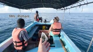 Утренний малый борт и Mr. Rohan - рыбалка в Индийском океане