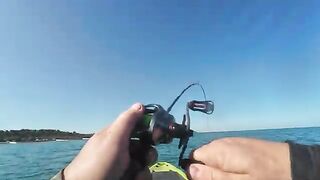 Любимовка, ласкирь и укол ядовитой рыбой - рыбалка в Севастополе с каяка