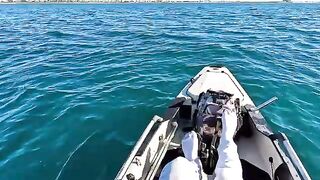 Ветер, волна и награда на каяке - рыбалка в США в жёсткий offshore день