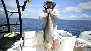 Сначала dorado, потом десять tuna - рыбалка в Панаме в 60 милях от берега