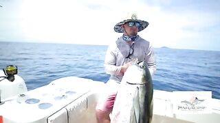 Сначала dorado, потом десять tuna - рыбалка в Панаме в 60 милях от берега