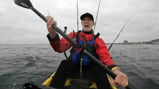 Долгий поиск yellowtail у La Jolla Shores - морская рыбалка в Калифорнии с каяка