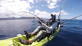 54 lb shibi и бой 1:12 - рыбалка на Гавайях с каяка